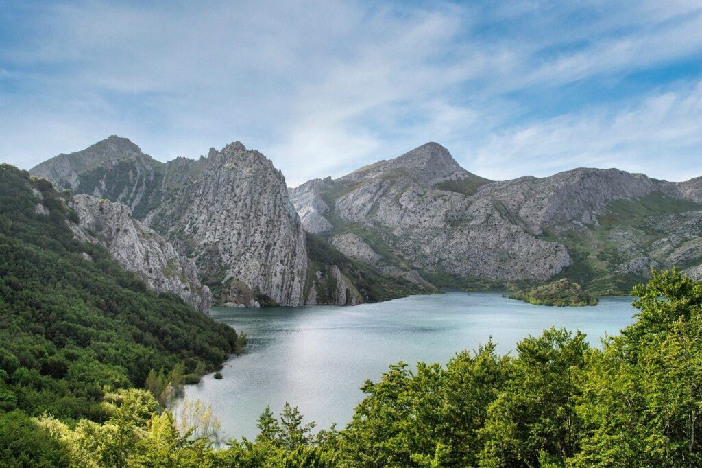 lake, mountains, nature, sky, clouds, vegetation, hiking, europe, spain, summer, day, outdoors, hiking trail, river, park, rock, beauty, travel, view